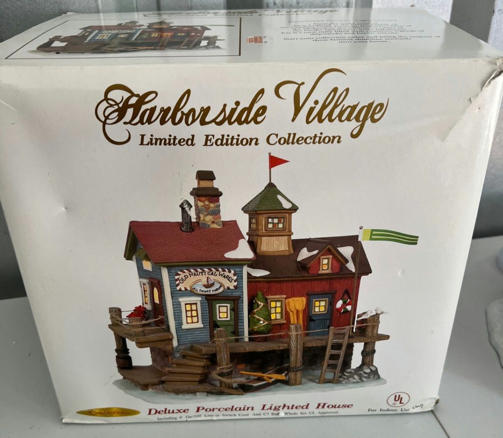 Harborside Village Deluxe Porcelain Lighted House - image 5 of 5