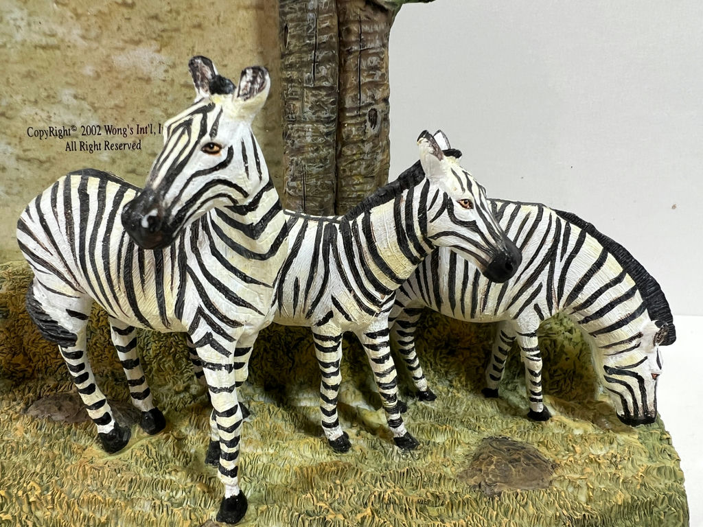 Zebra Figurines in a Grass-Diorama with Tree Arch - image 2 of 4