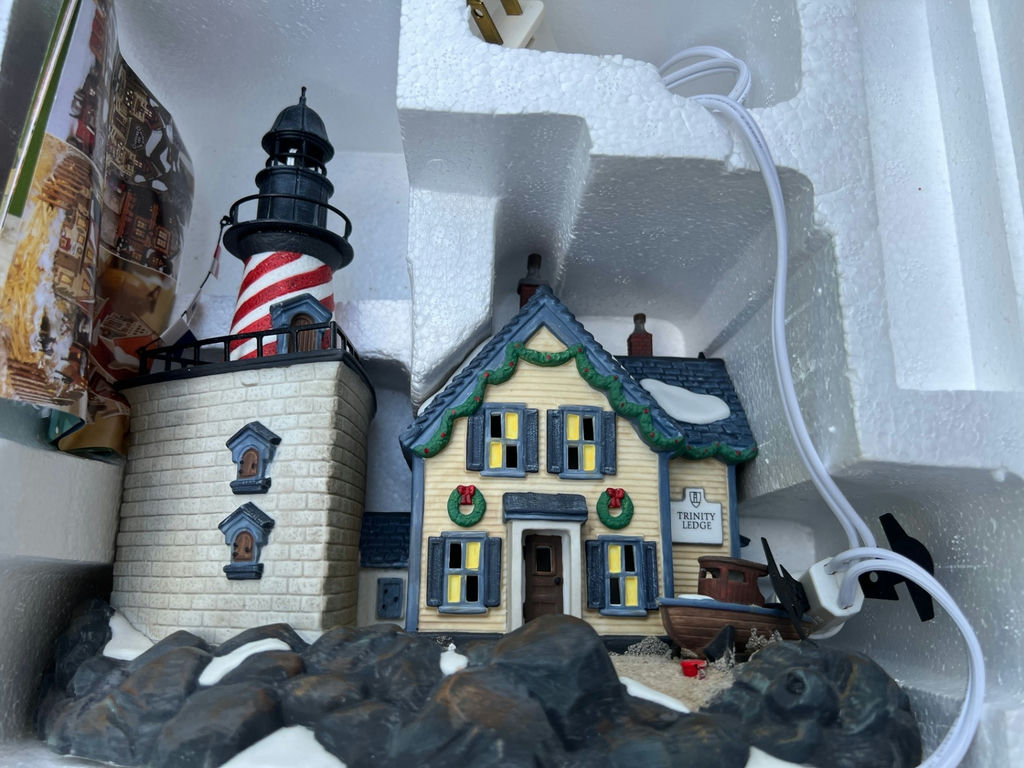 Trinity Ledge Lighthouse and House Figurine Set - image 1 of 3