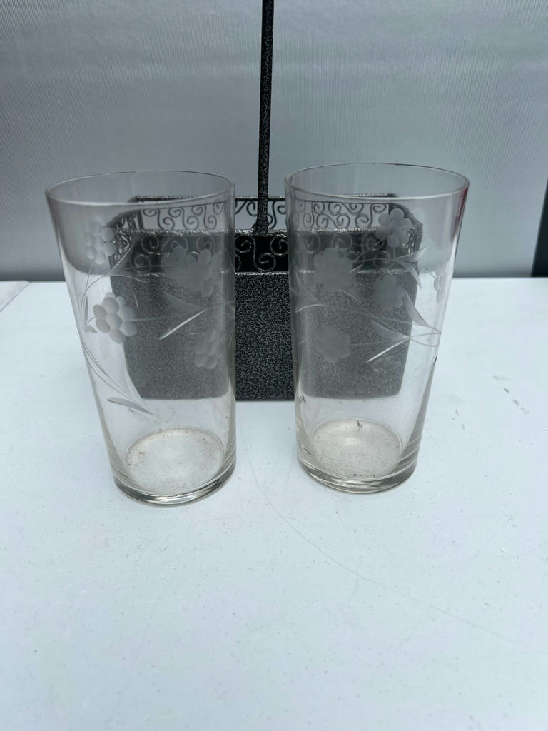 Etched floral glass tumblers in a decorative metal caddy - image 3 of 4