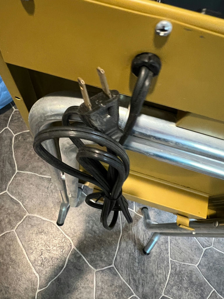 Kenco vintage projector/room light on folding stand - image 7 of 7