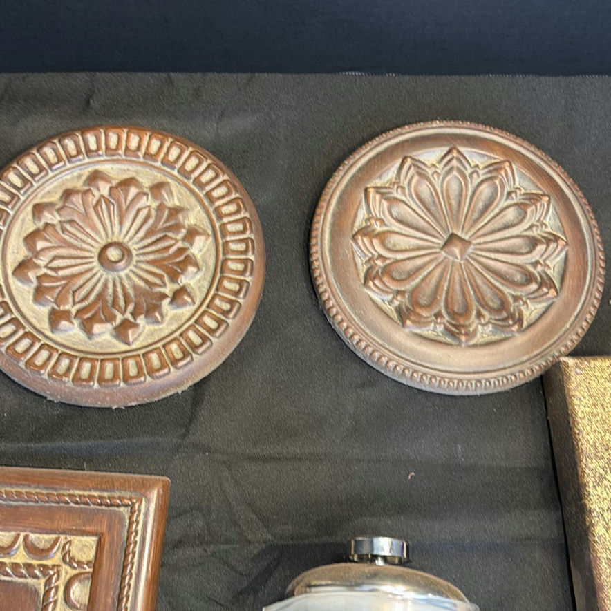 Assorted Decorative Household Items and Coffee-Themed Wall Art - image 6 of 7