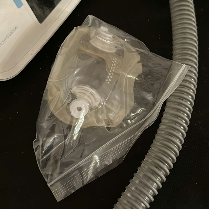 Philips Respironics DreamStation 2 CPAP Machine and DreamWear Masks - image 6 of 7