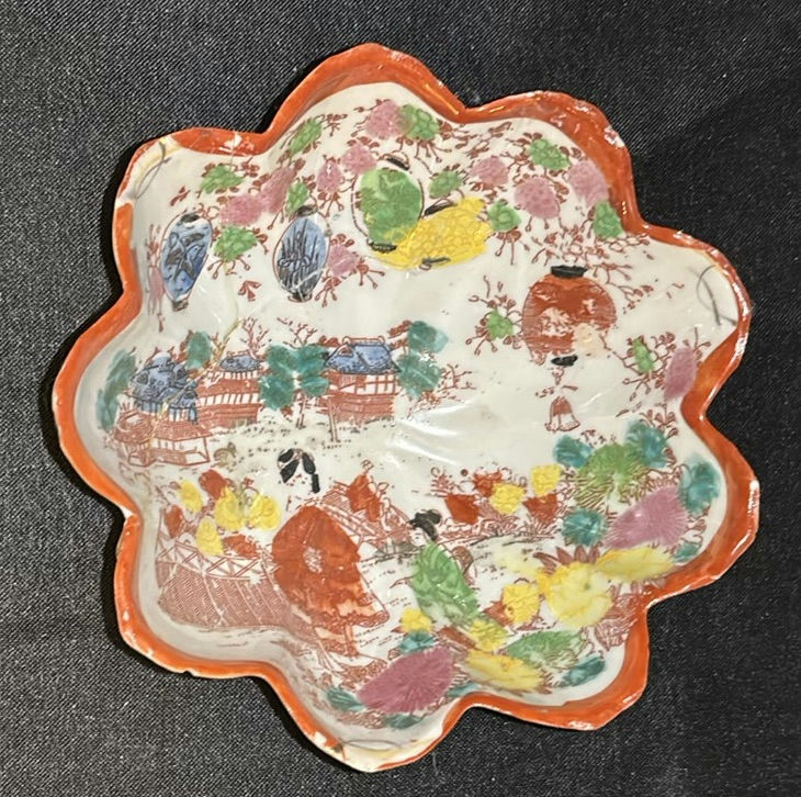 Ceramic Teapot and Assorted Decorative Bowls - image 3 of 6