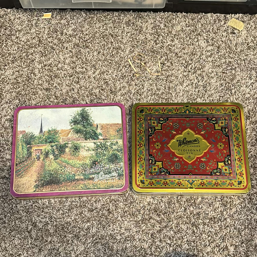 Plastic Storage Drawer Units with Assorted Craft and Household Items - image 8 of 10