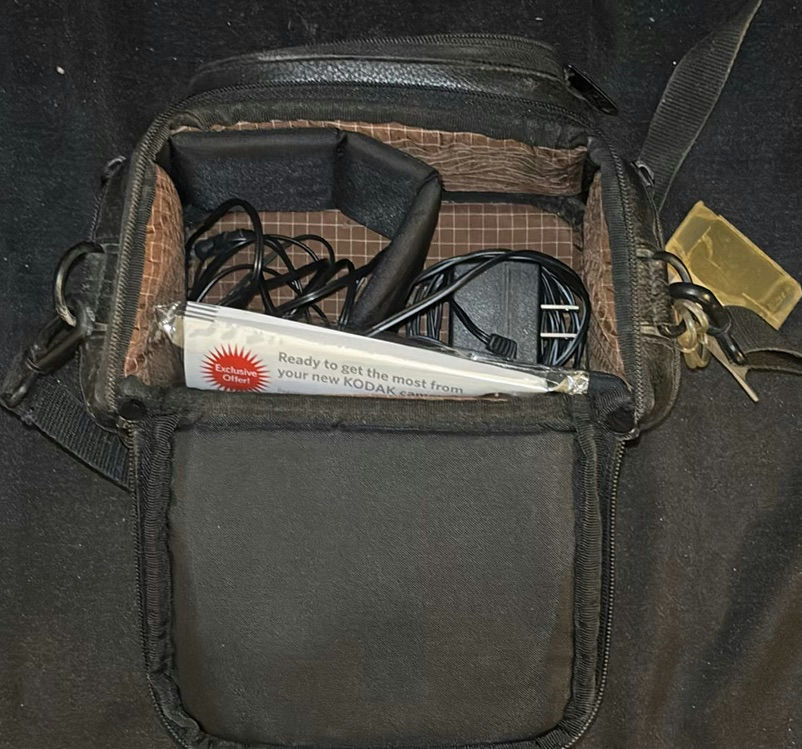 Vintage Keystone K-27G Movie Camera with Camera Bags - image 7 of 7