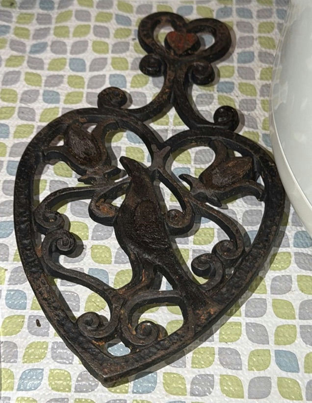 Rice Cooker, Barbecue Serving Tray, Decorative Tin, Cast Iron Trivet, and Cake Template - image 2 of 5