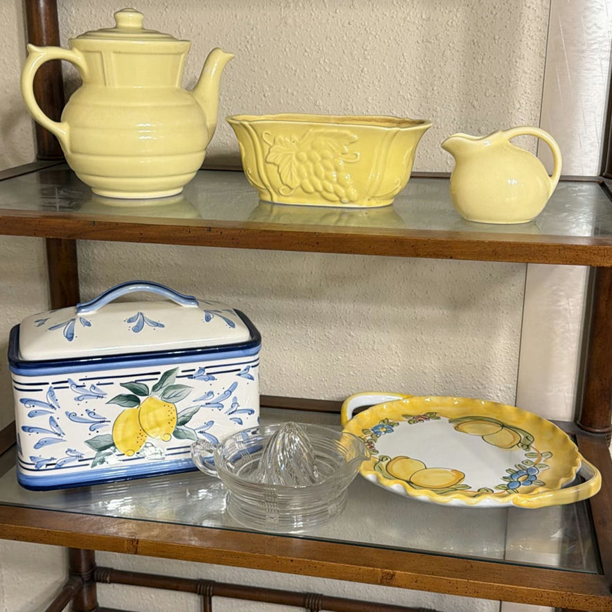 Assorted Ceramic and Glass Kitchenware - image 1 of 6