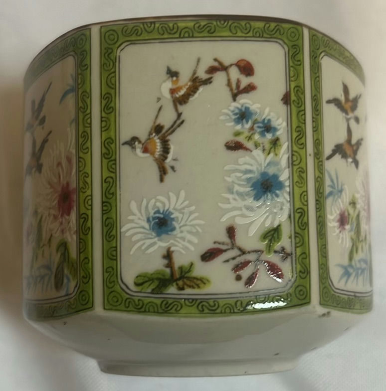 Decorative Ceramic and Glass Vases, Plates, and Trays - image 6 of 6