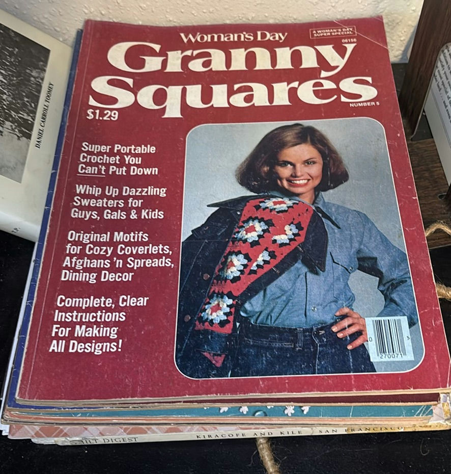 Assorted Books, Craft Magazines, and Pattern Publications - image 5 of 17