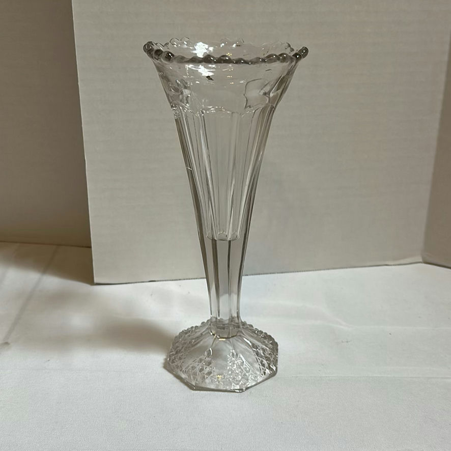 Assorted Clear Glass Serving Bowls and Pedestal Dishes - image 9 of 13