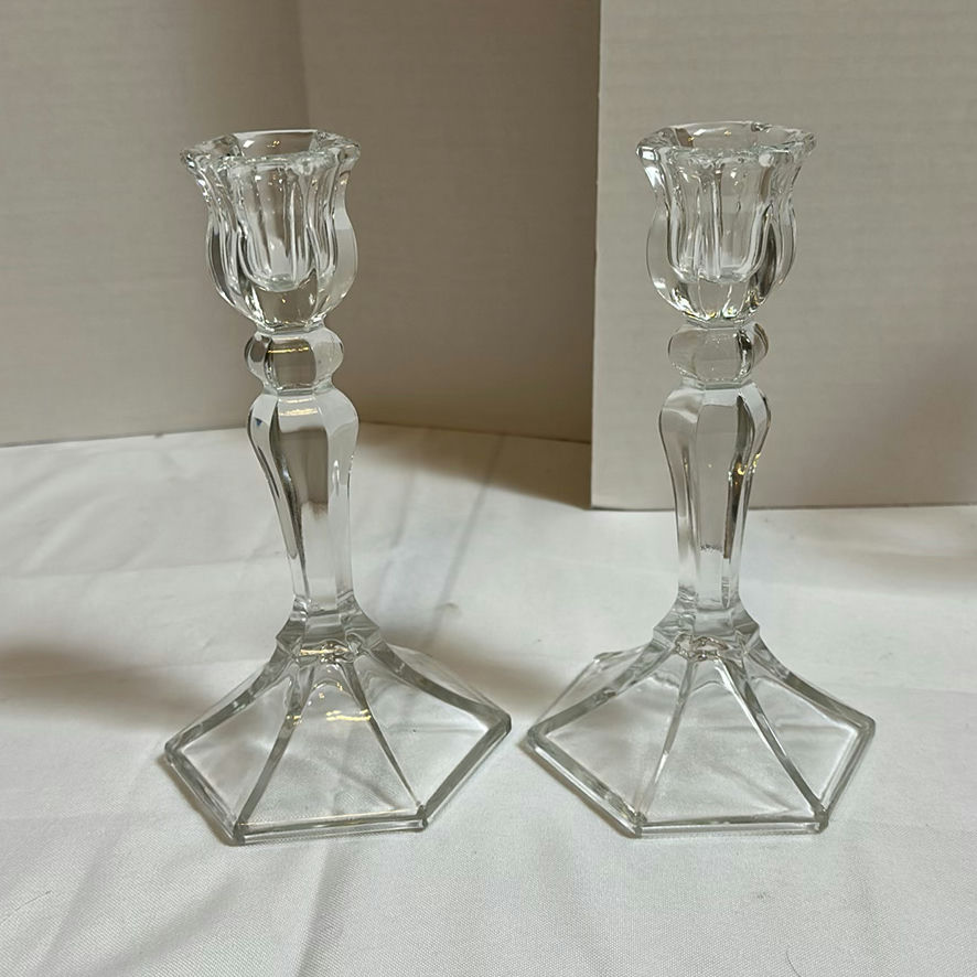 Assorted Clear Glass Serving Bowls and Pedestal Dishes - image 8 of 13