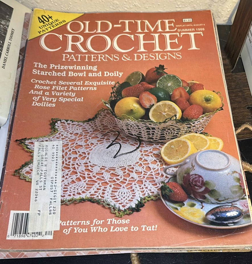 Assorted Books, Craft Magazines, and Pattern Publications - image 7 of 17