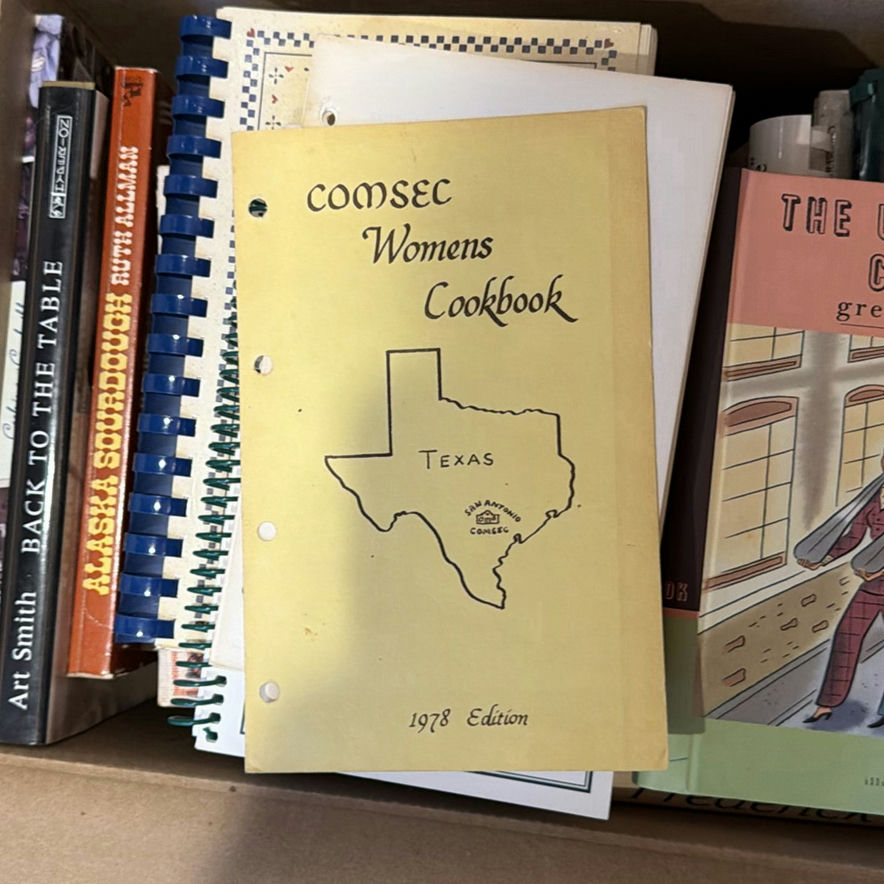 Assorted Cookbooks and Recipe Books - image 3 of 4