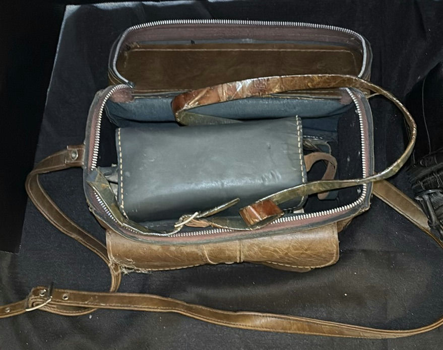 Vintage Keystone K-27G Movie Camera with Camera Bags - image 2 of 7