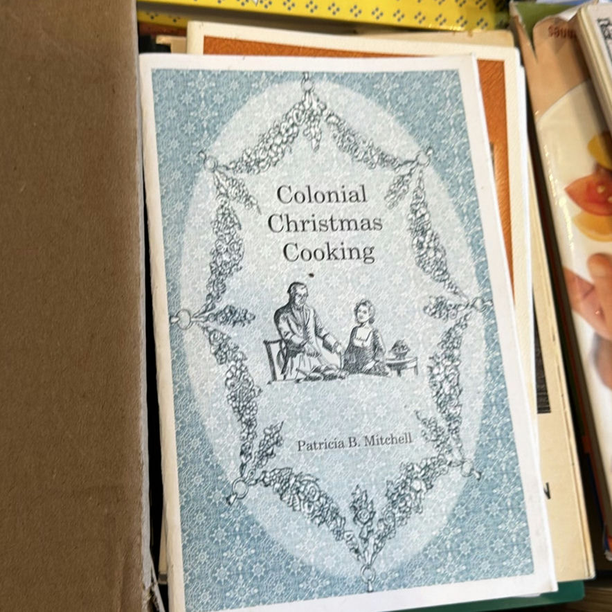 Assorted Cookbooks and Recipe Booklets - image 3 of 6