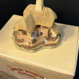 David Winter Cottages Collectible Miniature Buildings - thumbnail 4 of 11