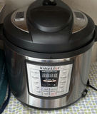 Kitchen Appliances and Bakeware Assortment - thumbnail 2 of 5