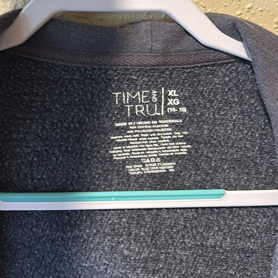Assorted Jackets, Hoodies, and Shirts - image 16 of 16