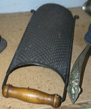 Assorted Vintage Kitchenware and Household Items - thumbnail 6 of 7