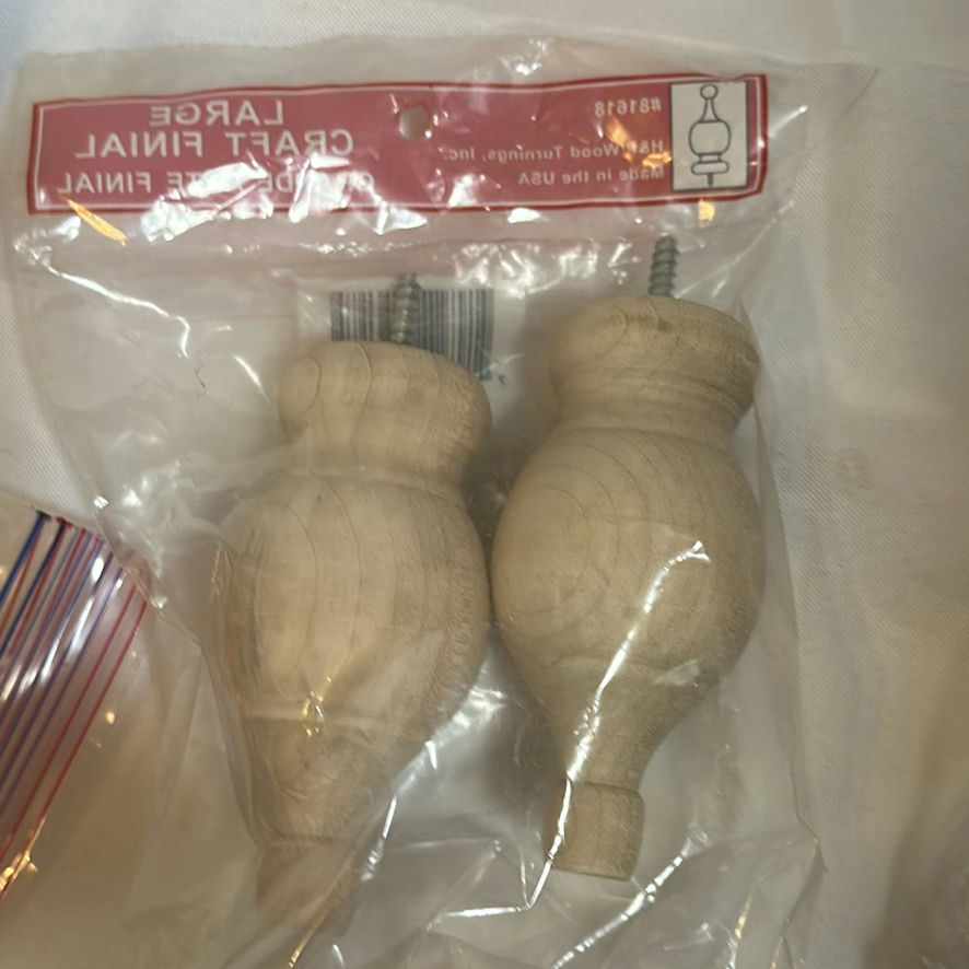 Mixed Household Parts and Decorative Items - image 5 of 6