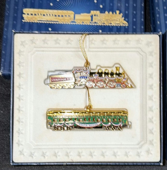 Decorative Metal and Wooden Serving Pieces with Train Ornaments - image 2 of 7