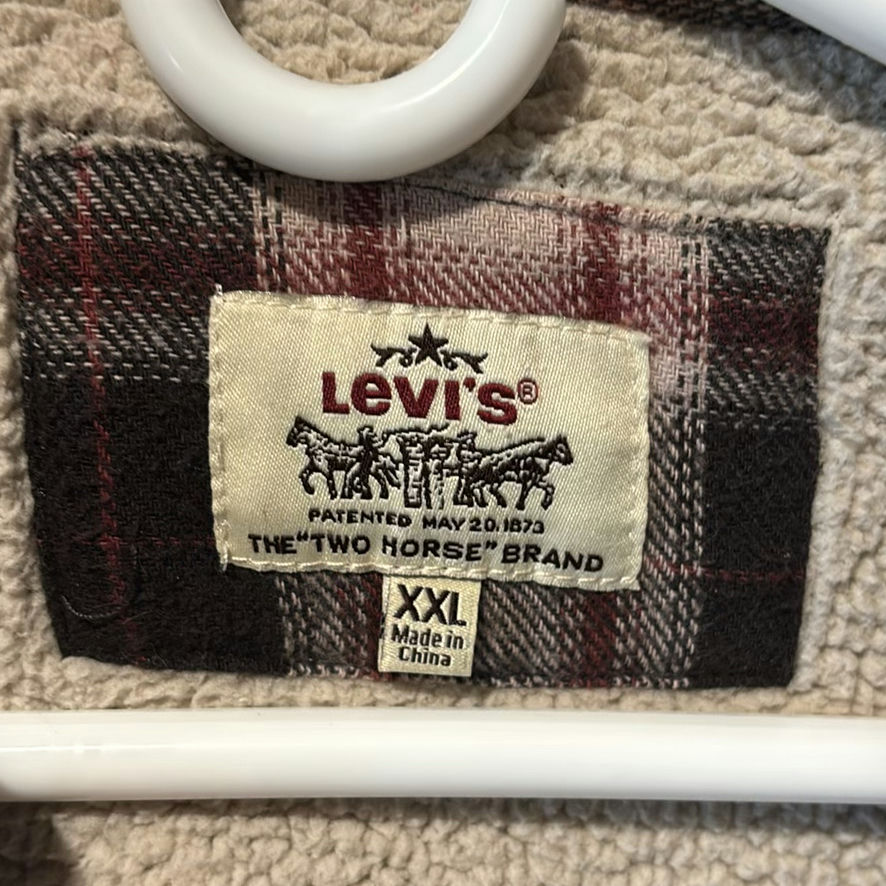 Assorted Jackets, Hoodies, and Shirts - image 12 of 16