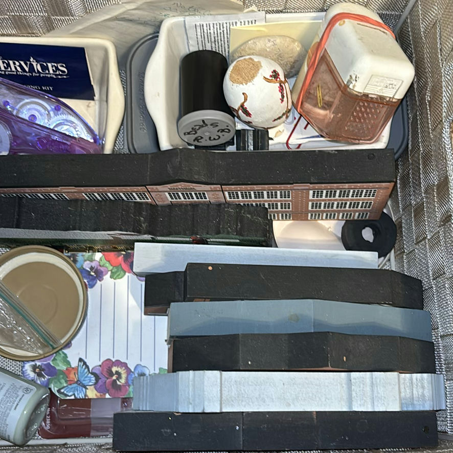 Assorted Decorative Plaques, Craft Supplies, and Household Items - image 3 of 19