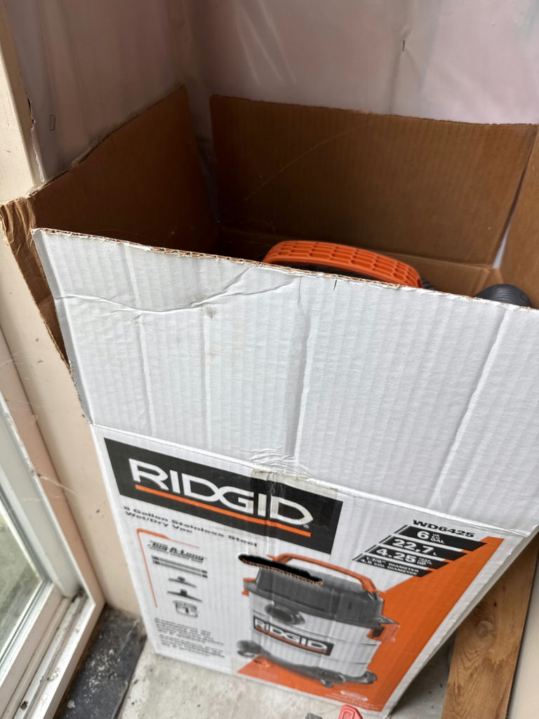 Ridgid Wet/Dry Shop Vacuum in Box - image 1 of 2