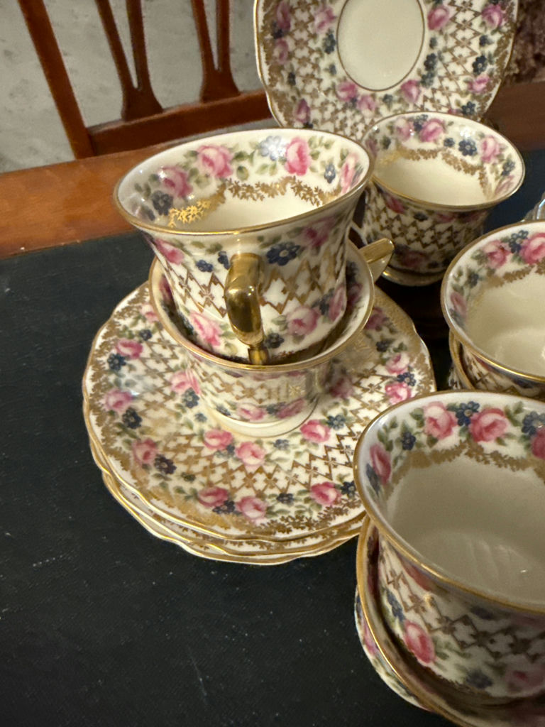 Bohemian porcelain teacups, saucers, and plate with floral and gold trim - image 2 of 3