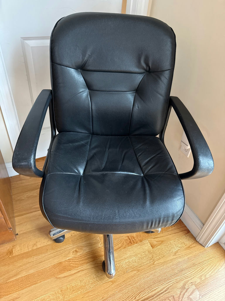 Black leather swivel office chair - image 1 of 3
