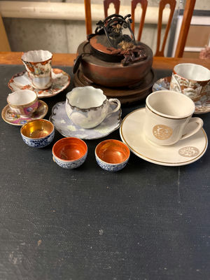 Assorted porcelain teacups, saucers, and small bowls - Image 1 of 7