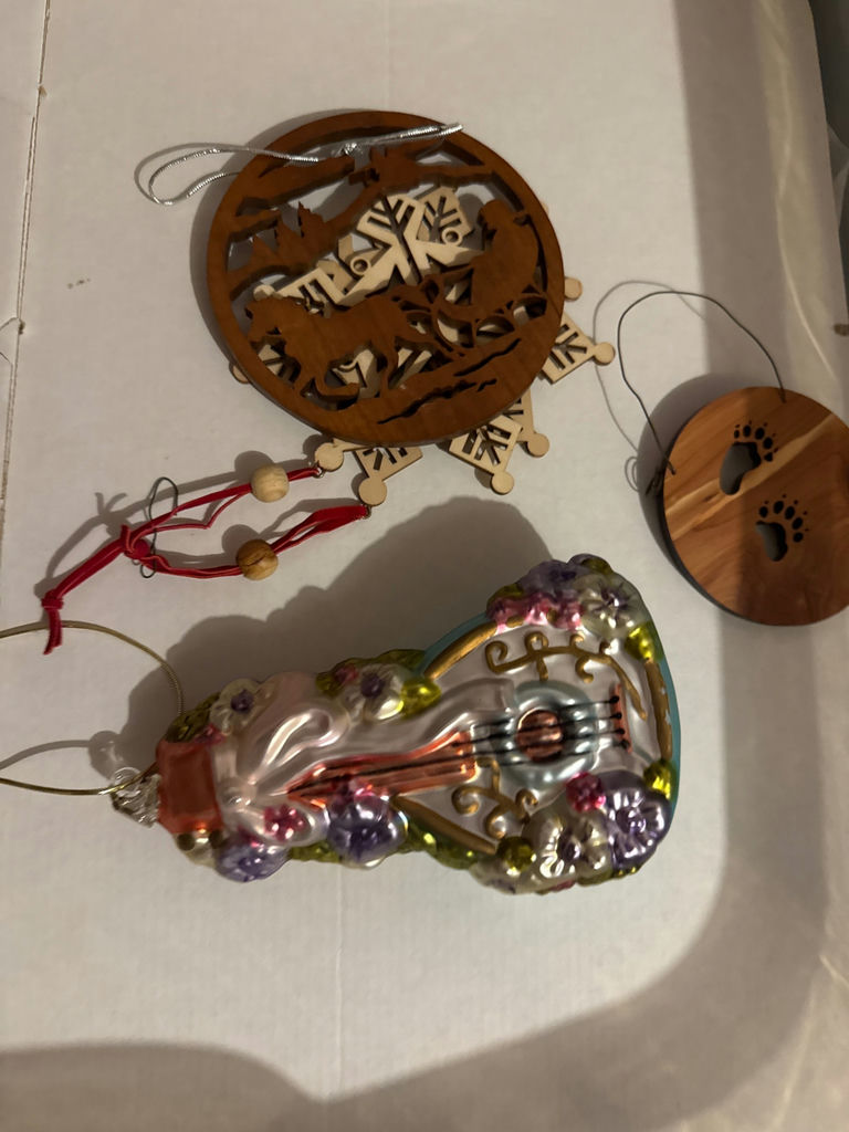 Assorted Christmas ornaments - image 5 of 5