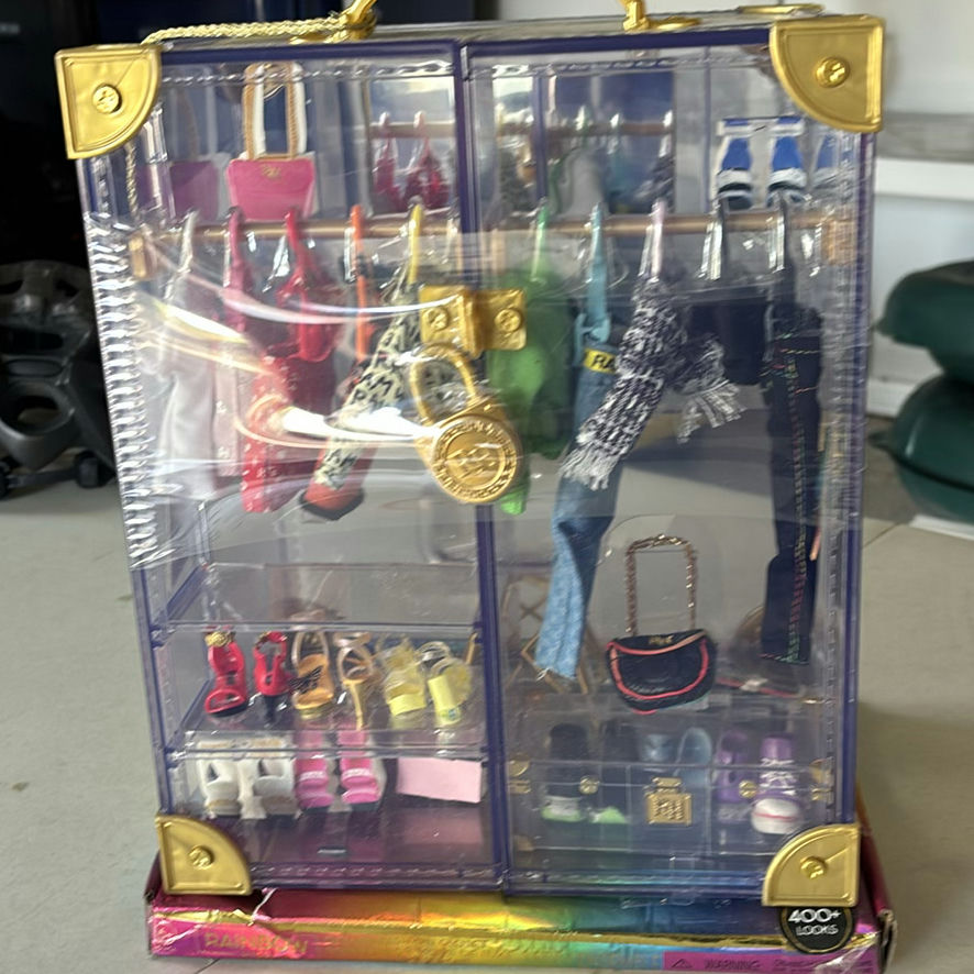 Rainbow High Doll Fashion Closet with Accessories - image 3 of 5