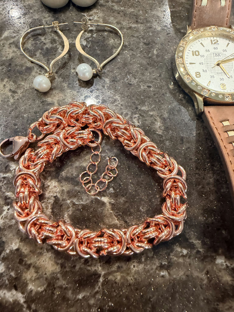 Assorted Jewelry and Wristwatch - image 5 of 9