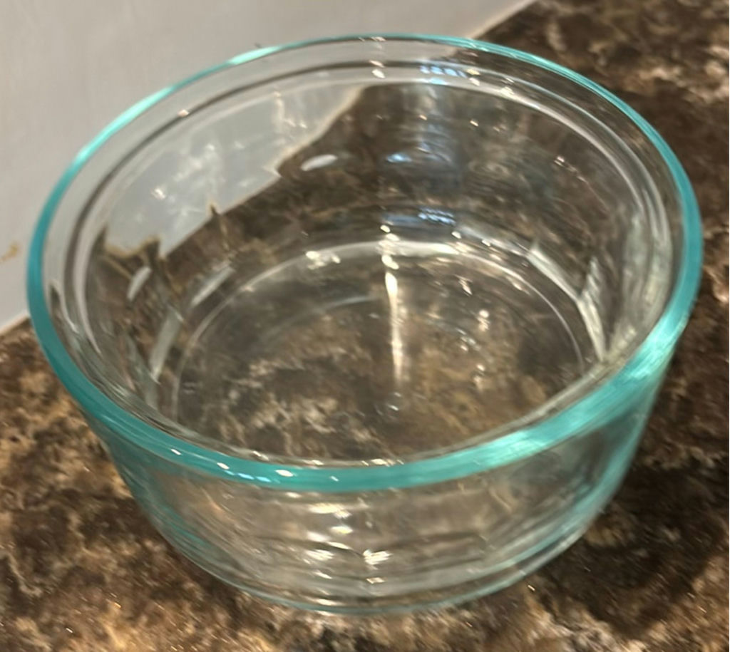 Assorted Glass Tumblers, Glass Bowls, and Plastic Food Storage Containers - image 3 of 7