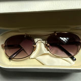 Serengeti Sunglasses Case with Sunglasses and Chloé Sunglasses Set - thumbnail 5 of 6