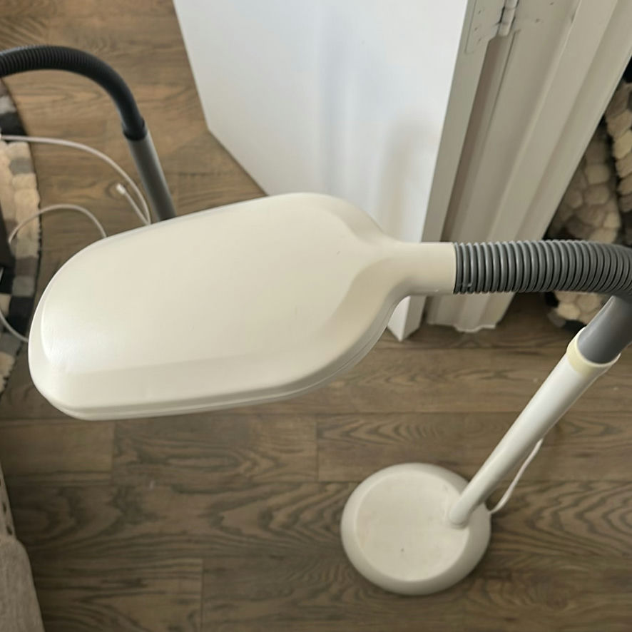 Flexible Floor Standing and Magnifying Lamps - image 4 of 5