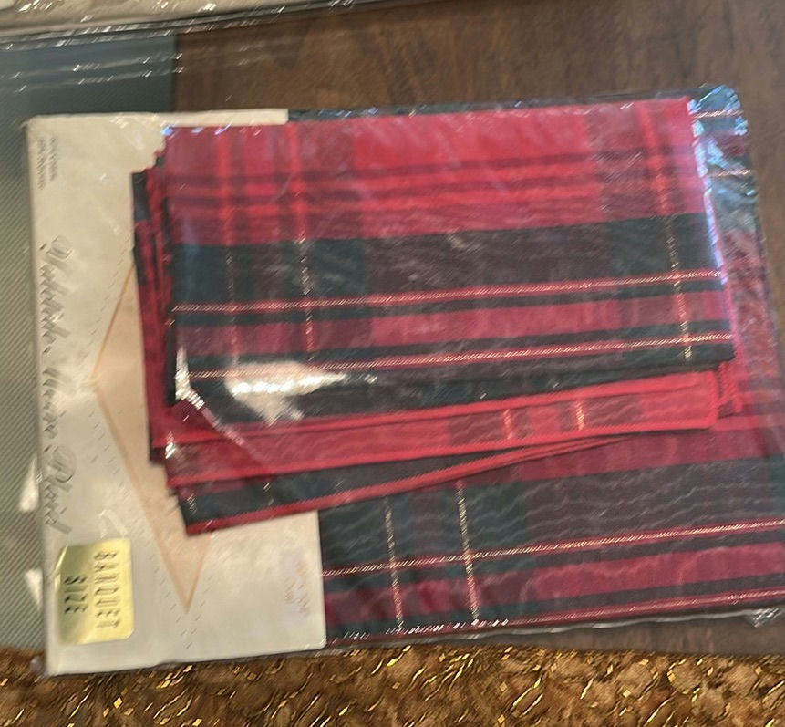 Assorted Table Linens Collection - image 3 of 5