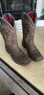 Pair of Brown Western Cowboy Boots - Image 1 of 2