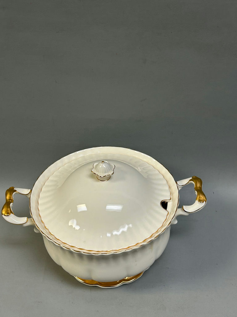 Vintage Royal Albert Soup Tureen - image 6 of 8