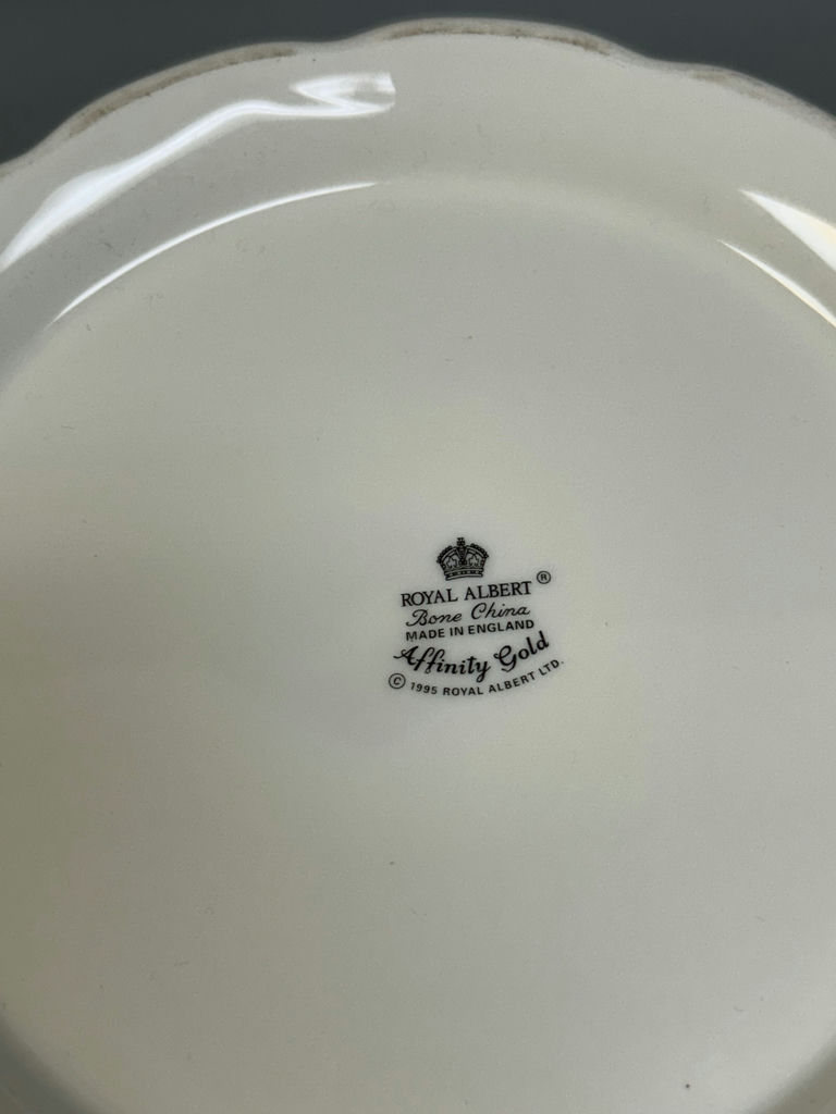 Vintage Royal Albert Soup Tureen - image 2 of 8
