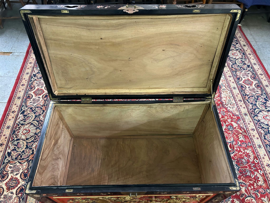 Asian Gilt Lacquered Hand Painted Chest  - image 11 of 11