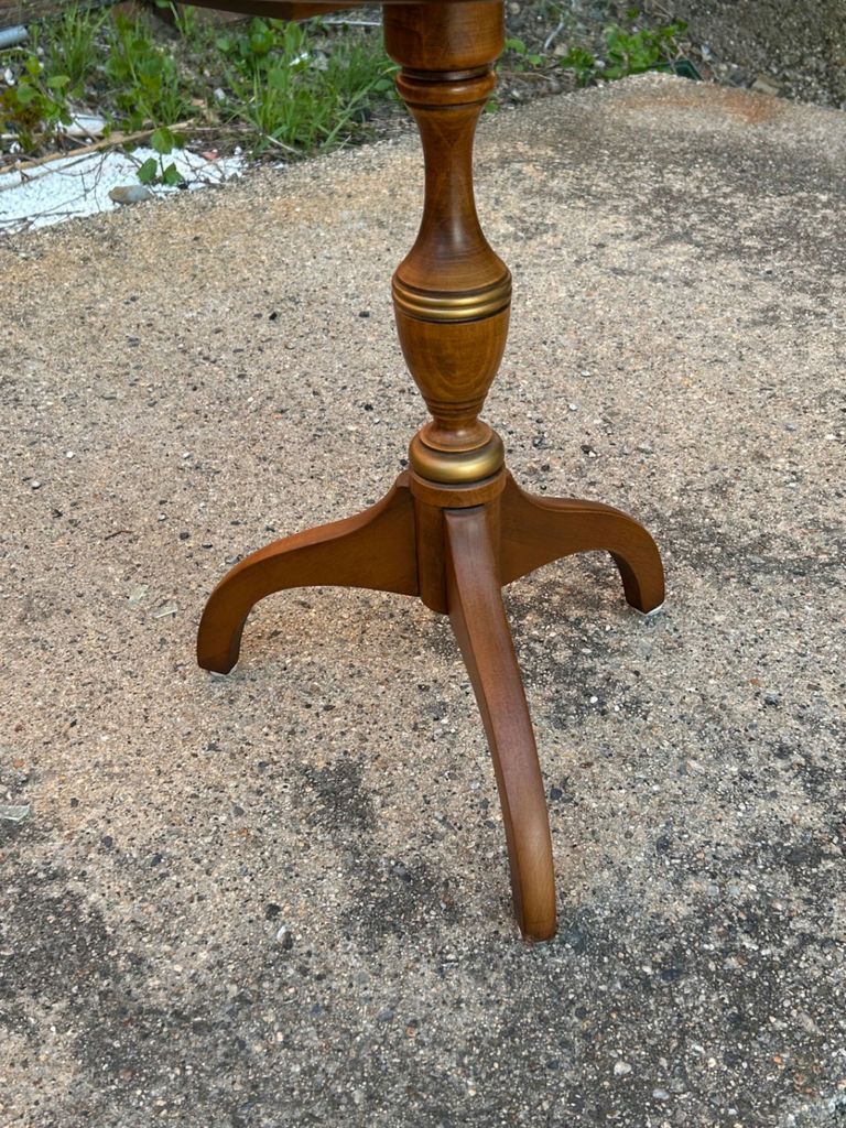  Hitchcock Stenciled Pedestal Side Table  - image 5 of 7