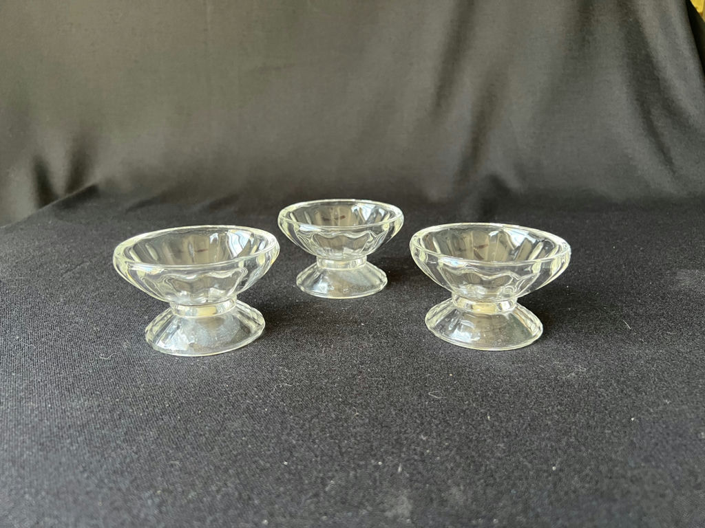 Apple-shaped glass dishes and pedestal dessert cups - image 12 of 12