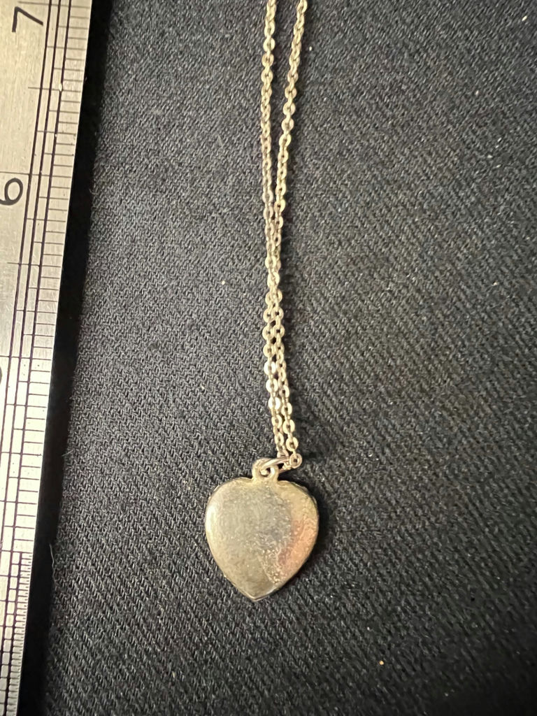 Heart-shaped blue pendant necklace - image 6 of 7