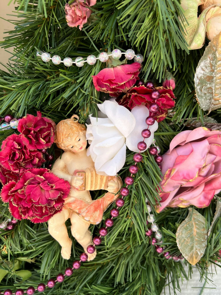 Vintage Evergreen Christmas cherub wreath and decorative greens with candle and vases - image 6 of 12