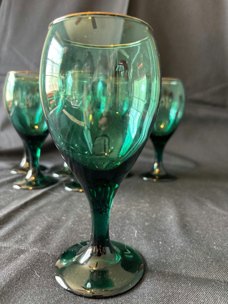 Vintage Green goblets with gold rims and clear champagne flutes - image 3 of 6