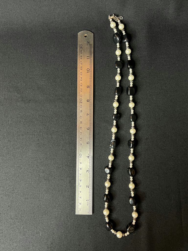 Vintage Beaded necklaces and pearl drop earrings - image 3 of 11