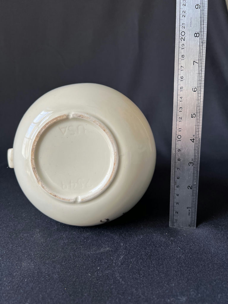 Vintage Lefton and McCoy Pottery Pitchers - image 8 of 10